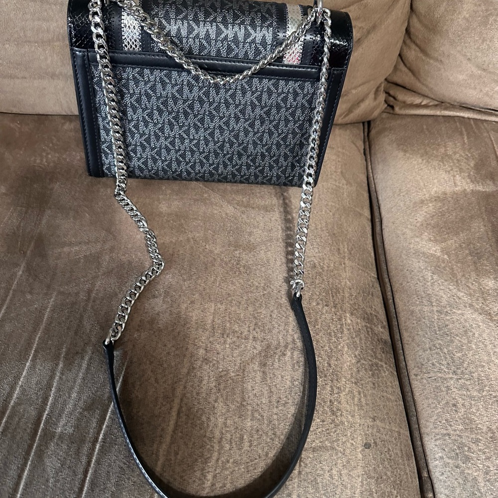 Michael Kors Black and Gray Women's Bag - Picture 2 of 4